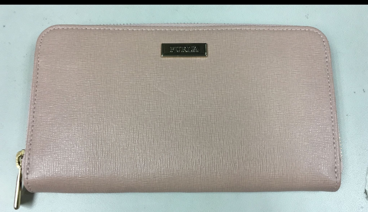 ca16512**  FURLA 銀包