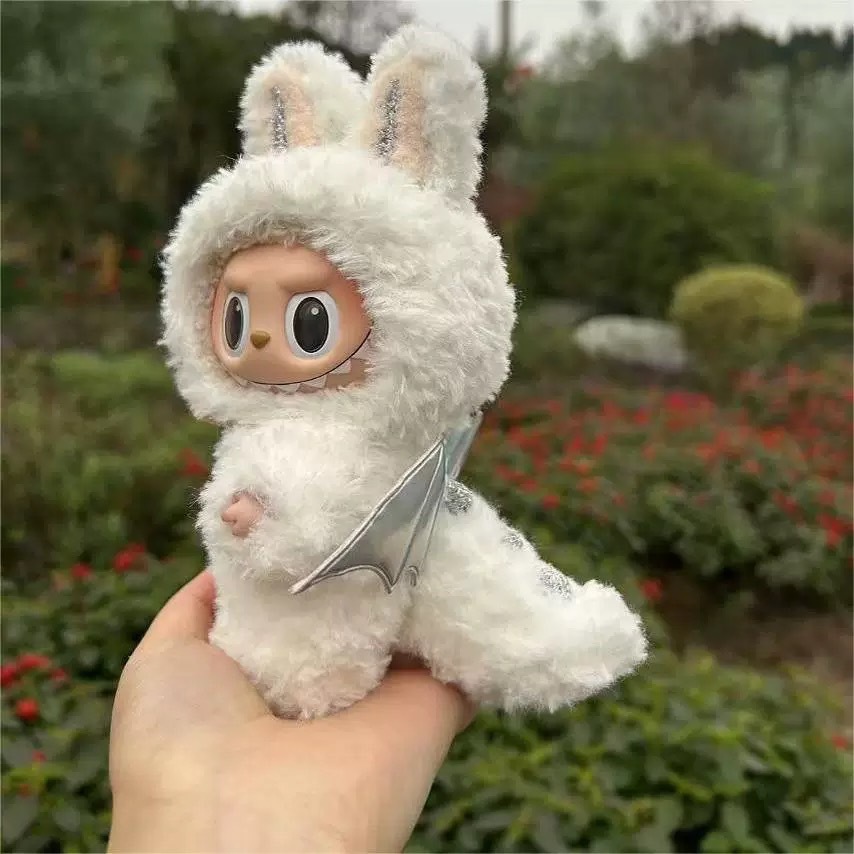 (現貨) 拉布布 LABUBU 心動馬卡龍 吊飾專用服裝 Zimomo大天使造型套裝 (無附吊飾)