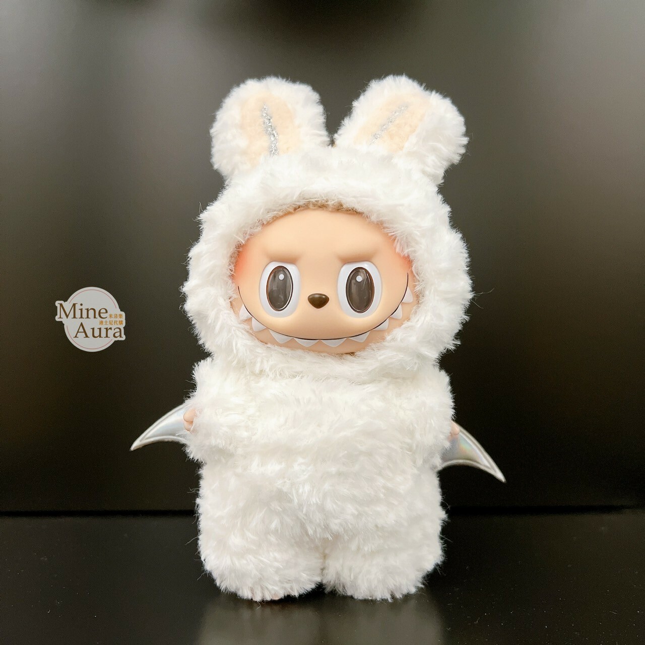 (現貨) 拉布布 LABUBU 心動馬卡龍 吊飾專用服裝 Zimomo大天使造型套裝 (無附吊飾)