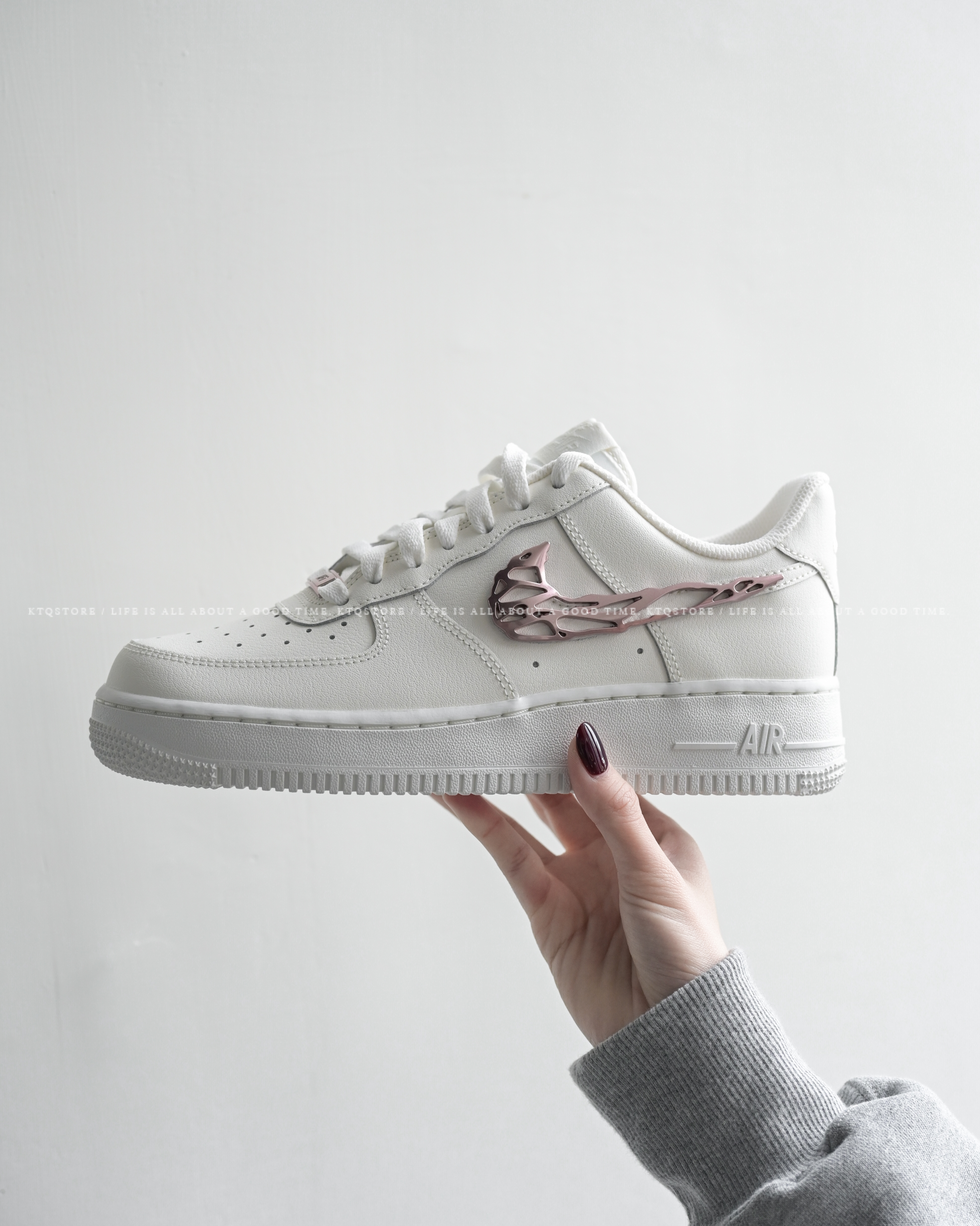 KTQ STORE ‧ Nike Air Force 1 Low Molten Swoosh 玫瑰金液態金屬勾 IF1686-161