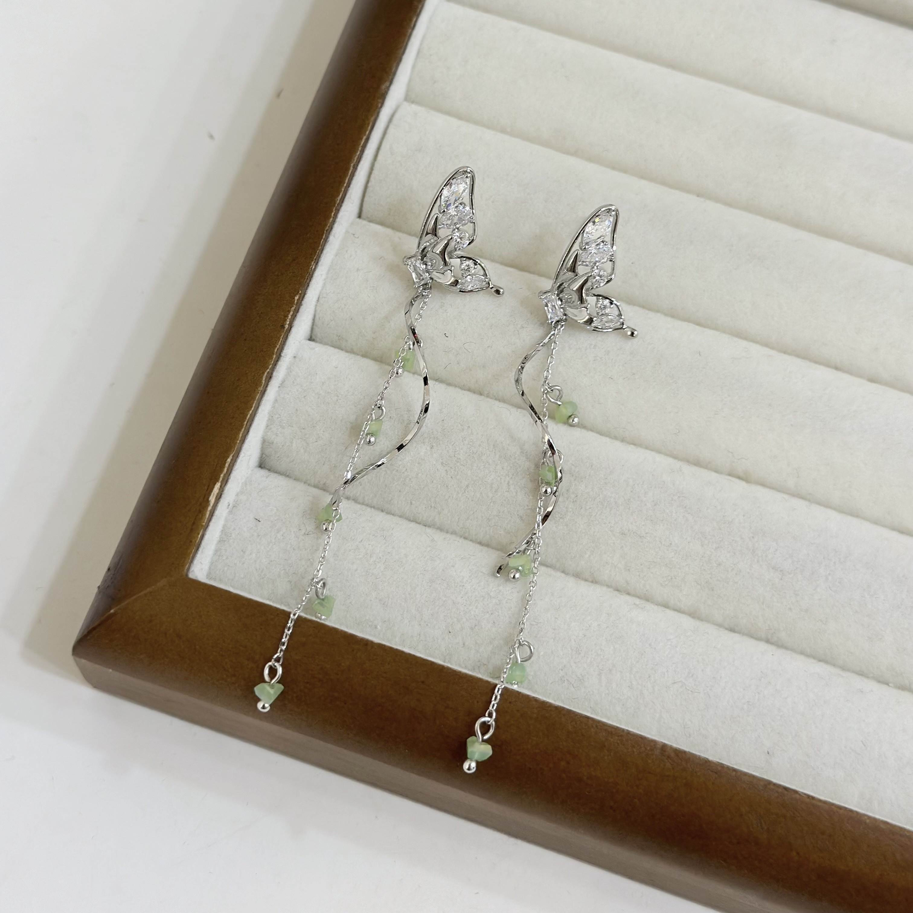 97排鑽蝴蝶小綠珠垂吊