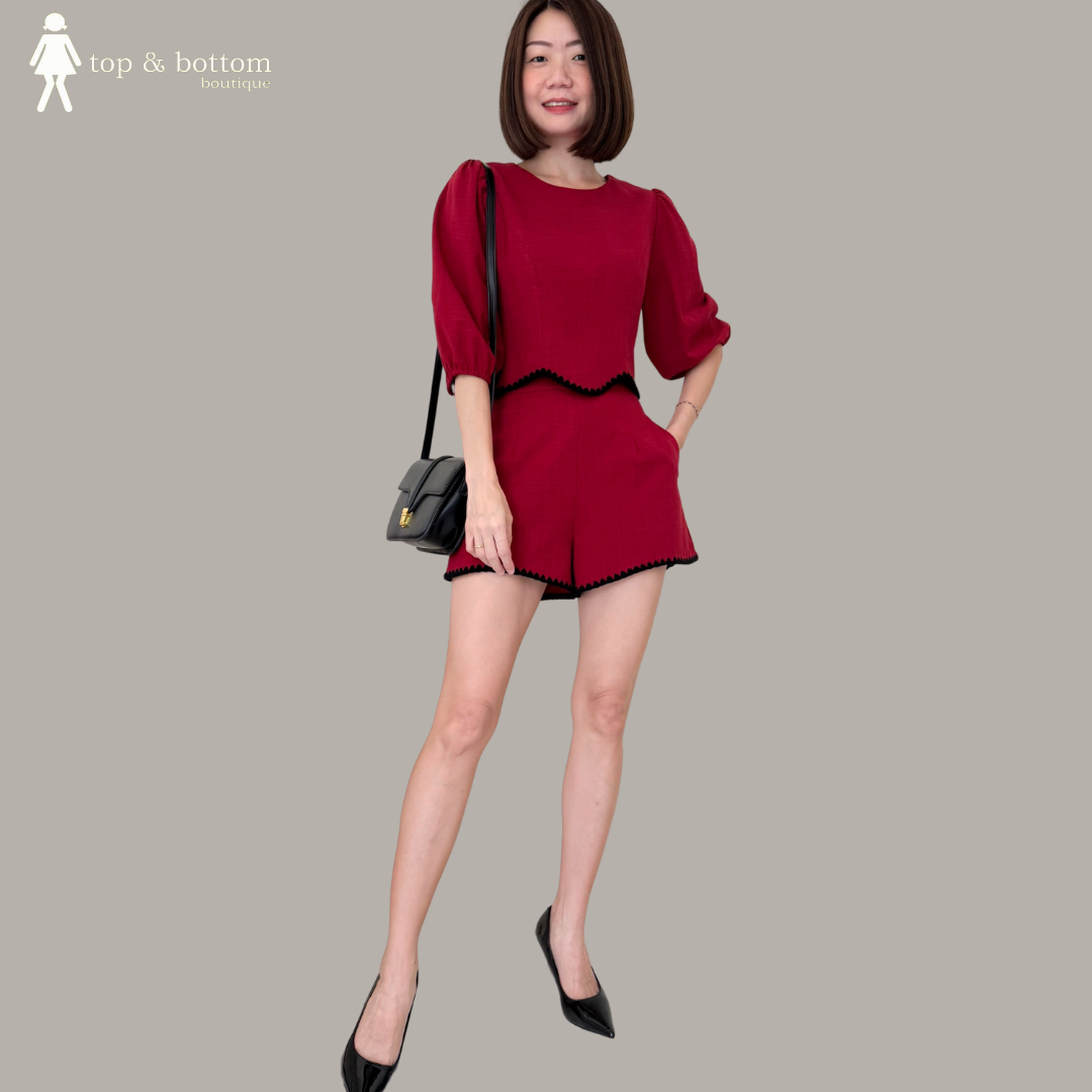 BLACK TRIMMED BLOUSE & SHORTS SET SUIT