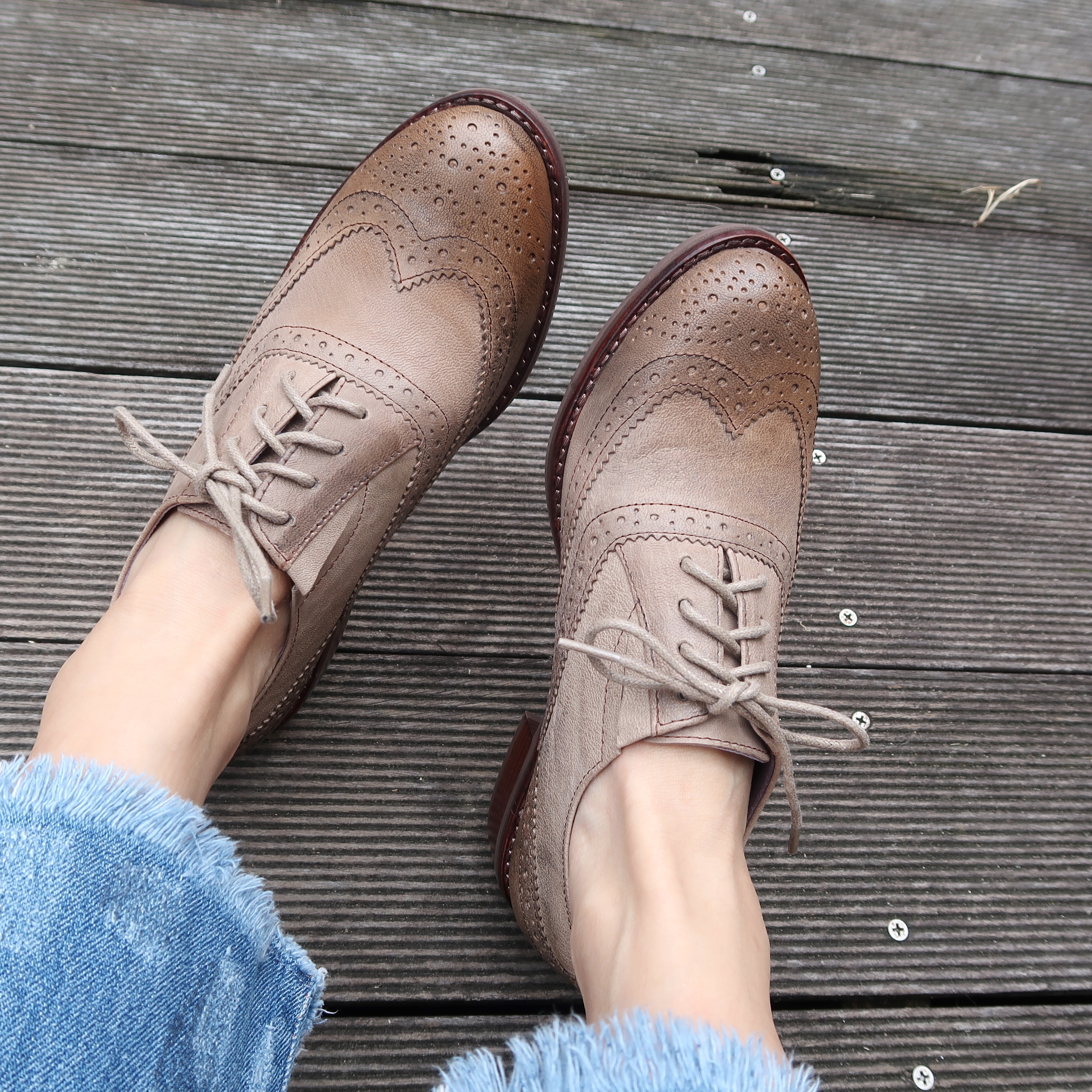 【眾裡尋他千百度】台灣製造小木跟真皮低跟蕾絲雕花牛津鞋