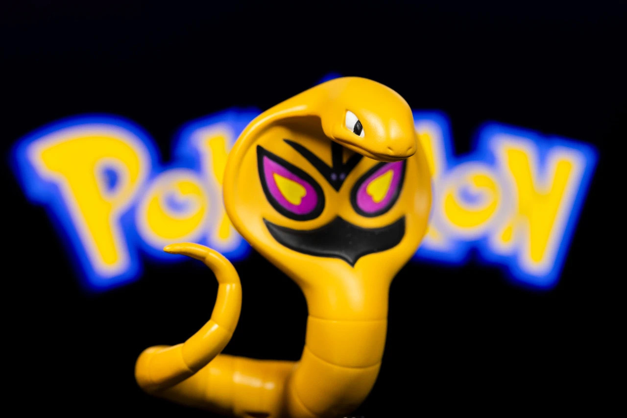 【Liberty 】閃光金黃阿柏怪（胸口螢光上色）