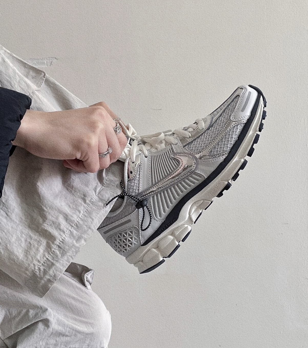 預購 Nike Zoom Vomero 5 "Chrome" 錫白灰