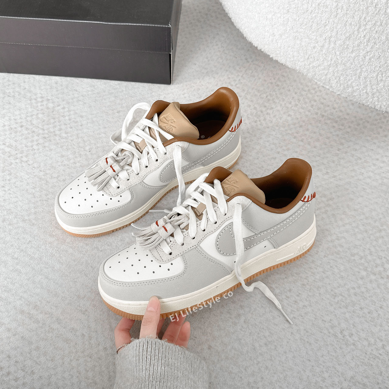 NIKE AIR FORCE 1 '07 AF1 莫蘭迪灰 奶油白 灰色 焦糖底 流蘇 縫線 男鞋 HF5697-001 / 調貨