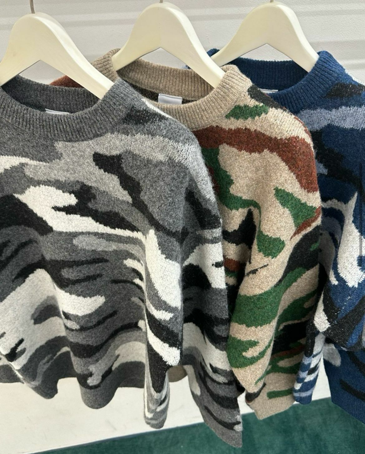 圓領迷彩圖案針織衫 WELL DONE-115T