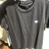 [S] GUESS WOMEN'S ORIGINAL MINI TRIANGLE SLUB SHORT SLEEVE T-SHIRT,BLACK, YO2K9481-BLK (SGU631)
