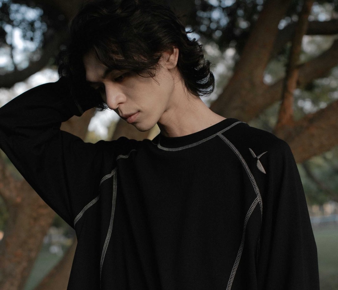 QUEST FLATLOCK STITCH LS TEE 反車線長TEE 2色