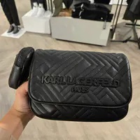 [S] KARL LAGERFELD LH5EZ4CC VOYAGE BIKER CROSSBODY,BLACK, 196788373112 (SKL1161)