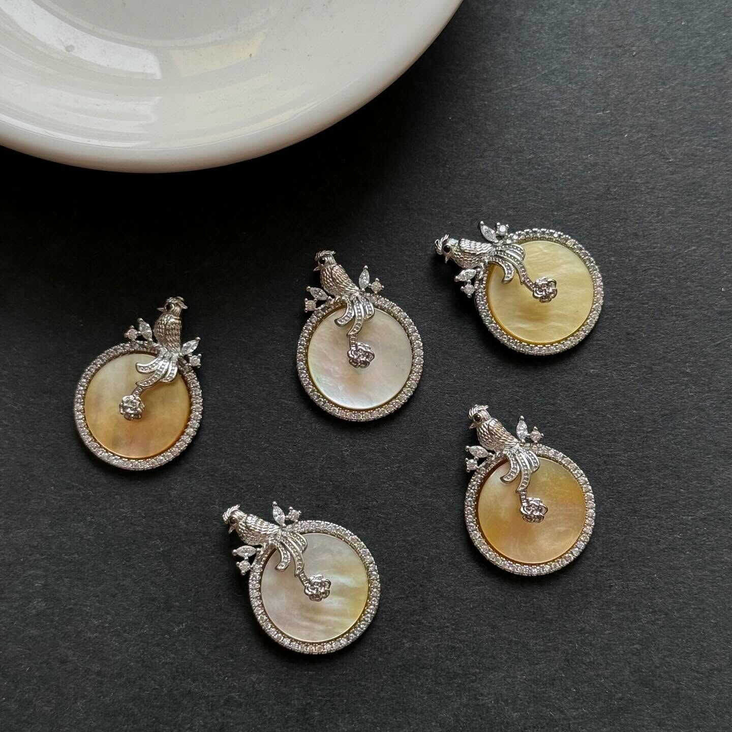 [原石] 白母貝 項鍊吊墜