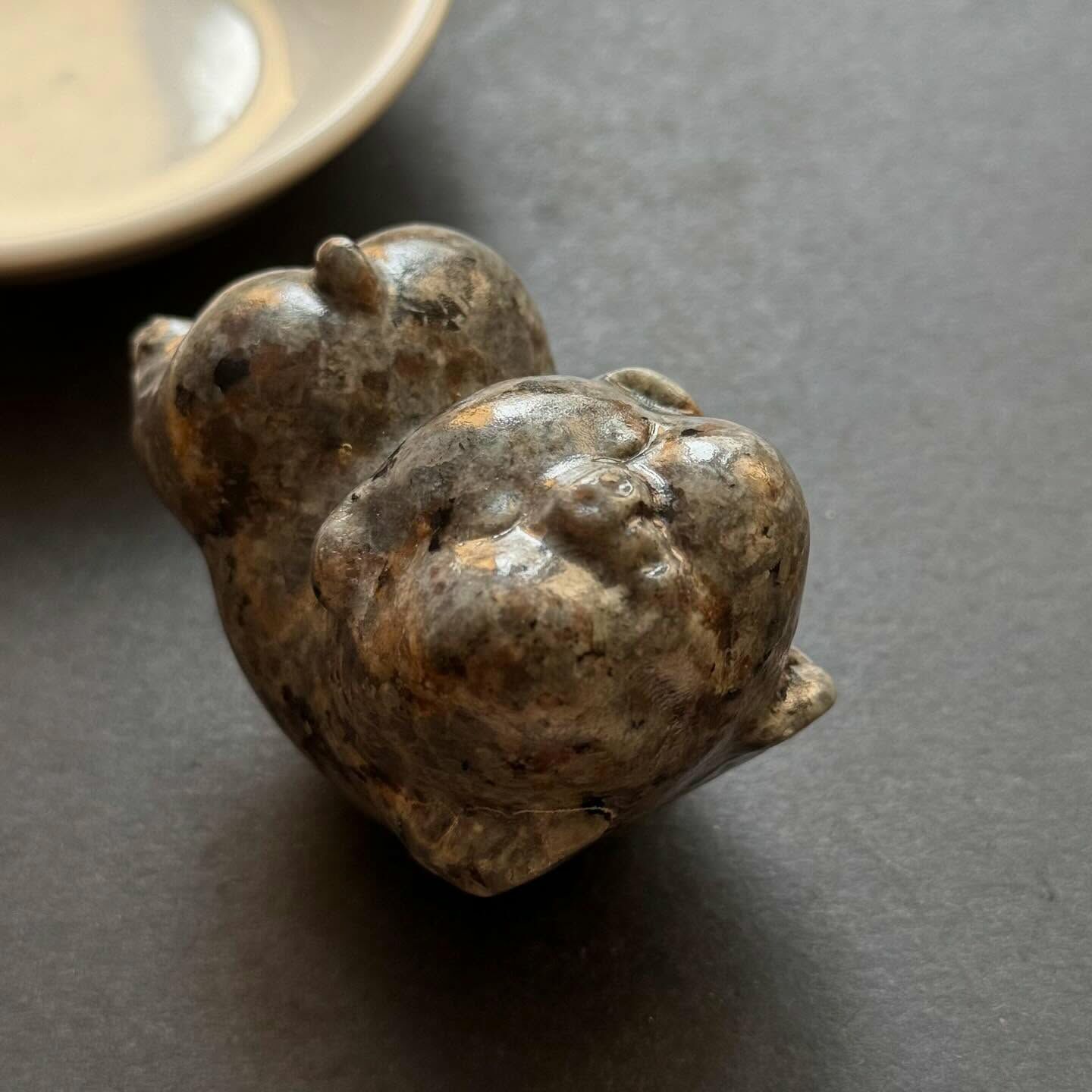 [原石] 火焰石 / 優伯石 小豬 水晶擺件