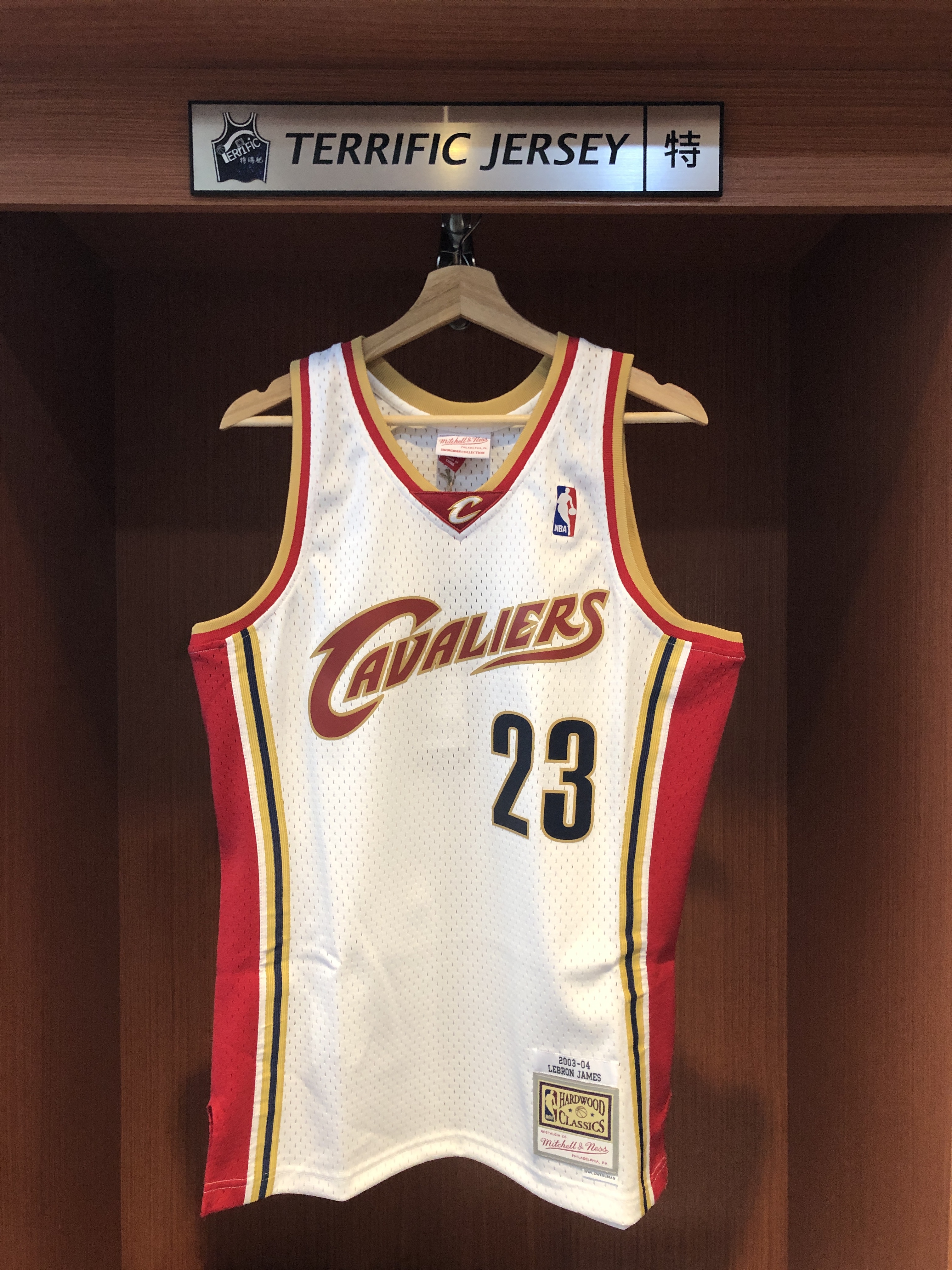 NBA球衣 Lebron James 克里夫蘭騎士白 03-04 M&N Swingman G2 球迷版 熱轉印 全新