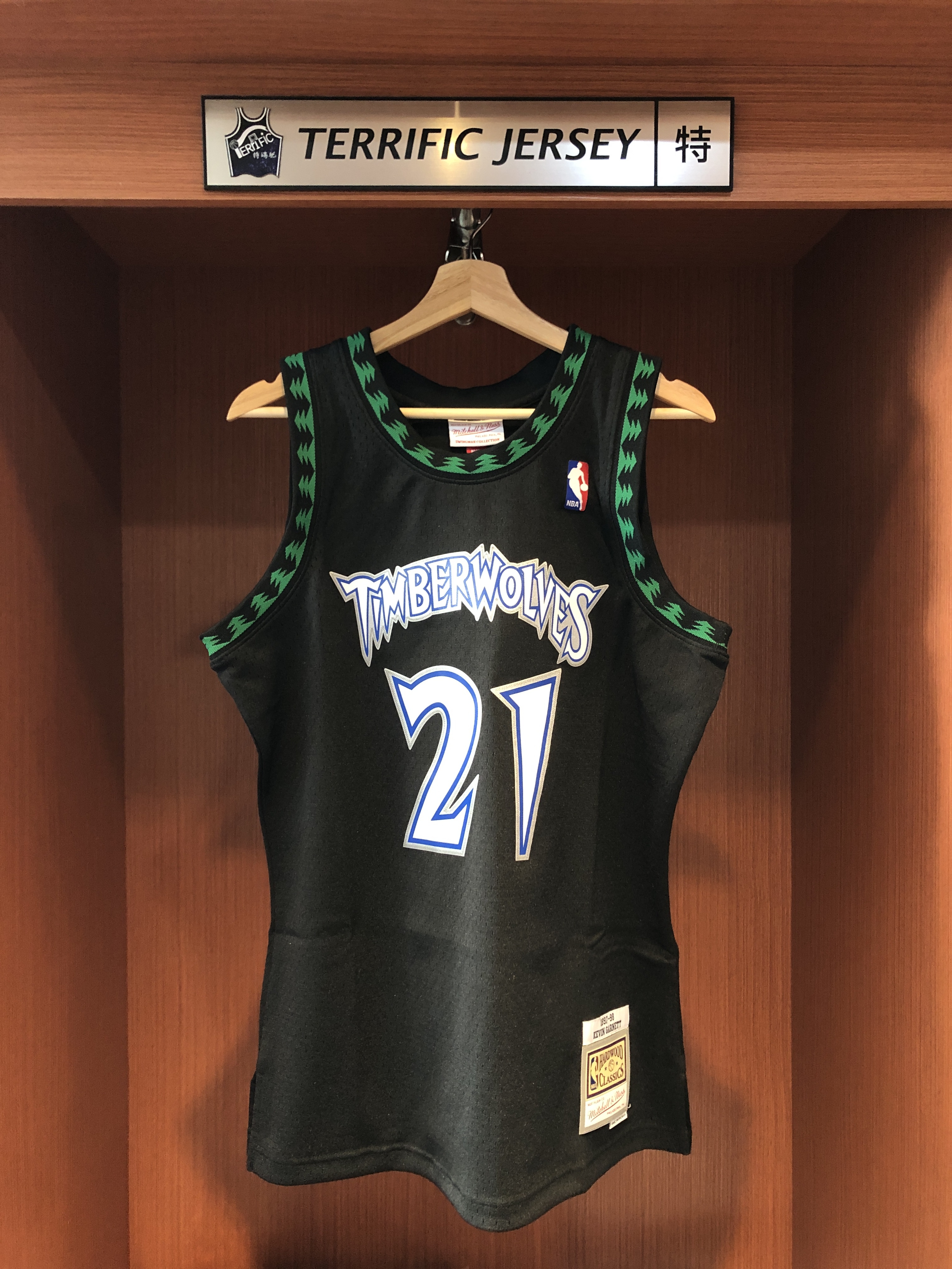 NBA球衣 Kevin Garnett 明尼蘇達灰狼黑 黑森林 97-98 M&N Swingman G2 球迷版 熱轉印 全新