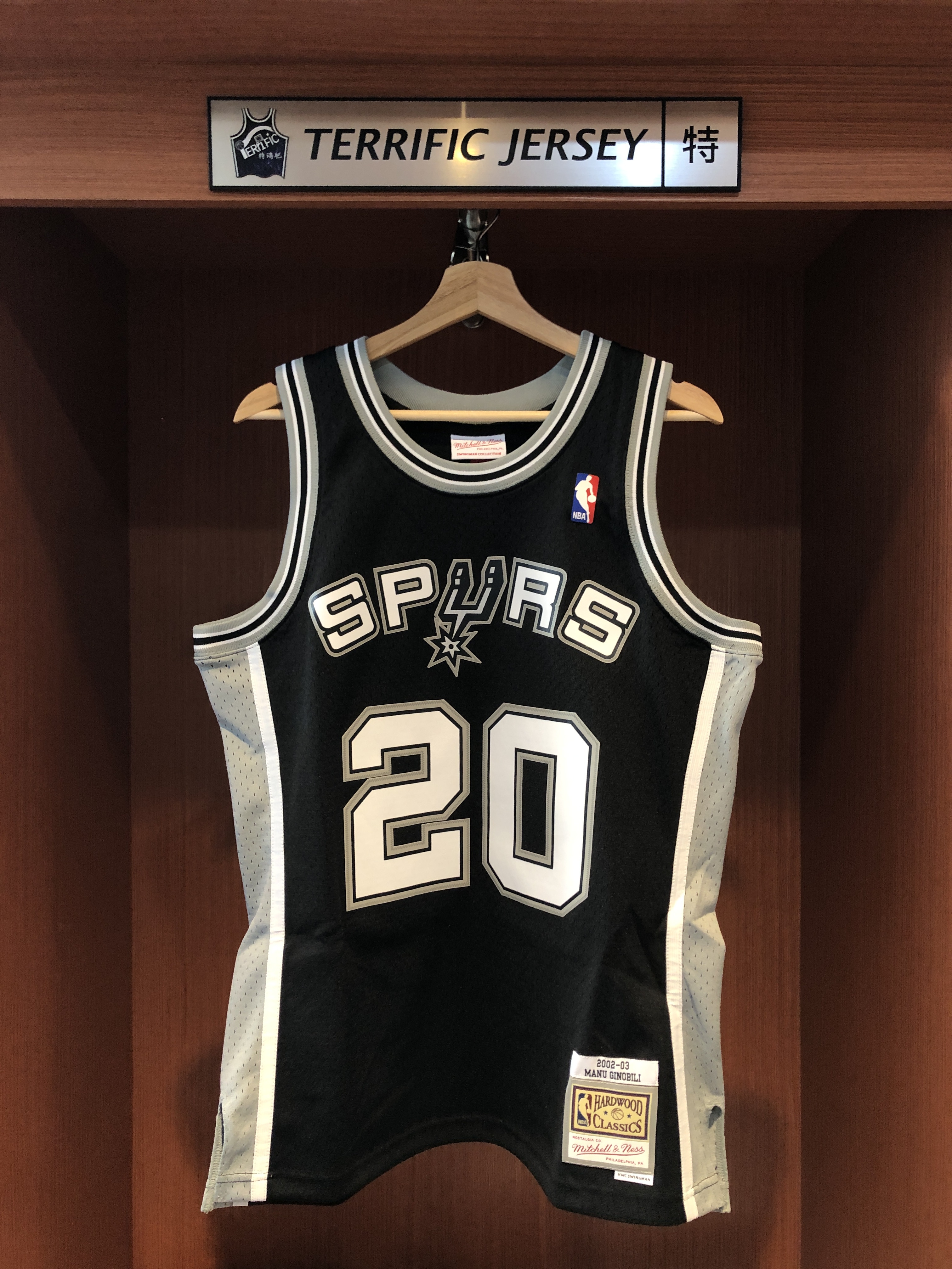 NBA球衣 Manu Ginobili 聖安東尼奧馬刺黑 02-03 M&N Swingman G2 球迷版 熱轉印 全新