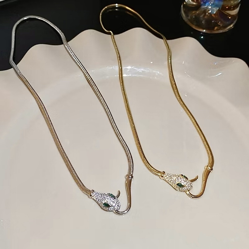 14k綠鑽眼蛇頭咬環”滿鑽高奢重磅蛇骨choker