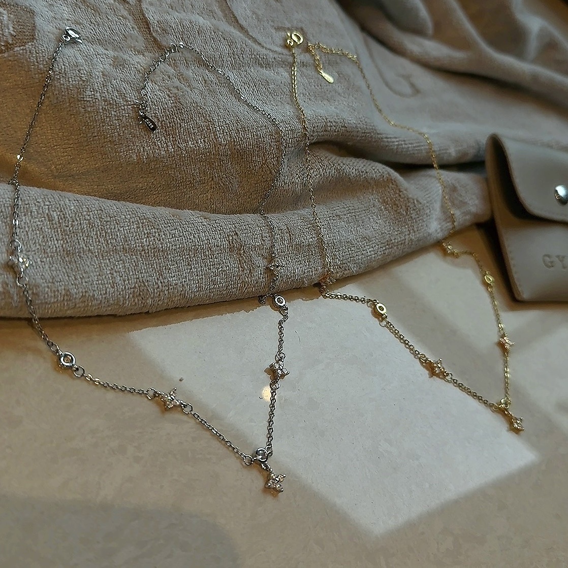 Gy”s925迷你小老花滿鑽細緻小墜/低奢華項鍊