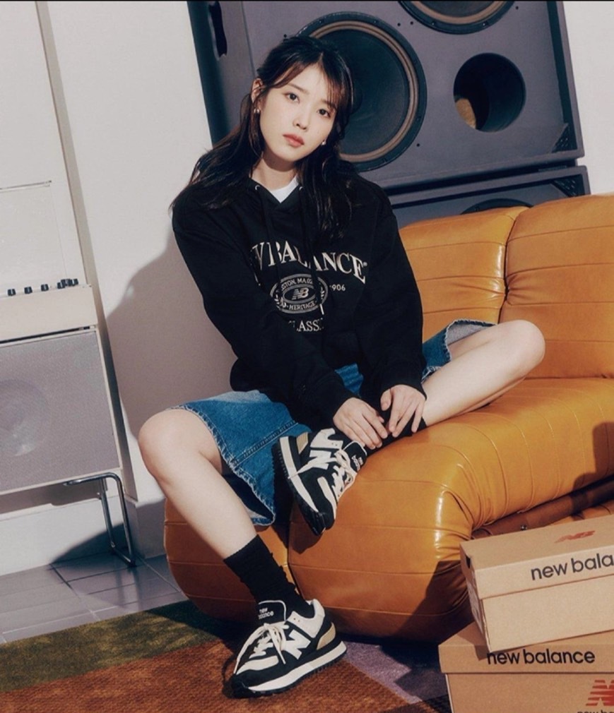 <IU同款> New Balance 奶油午夜藍