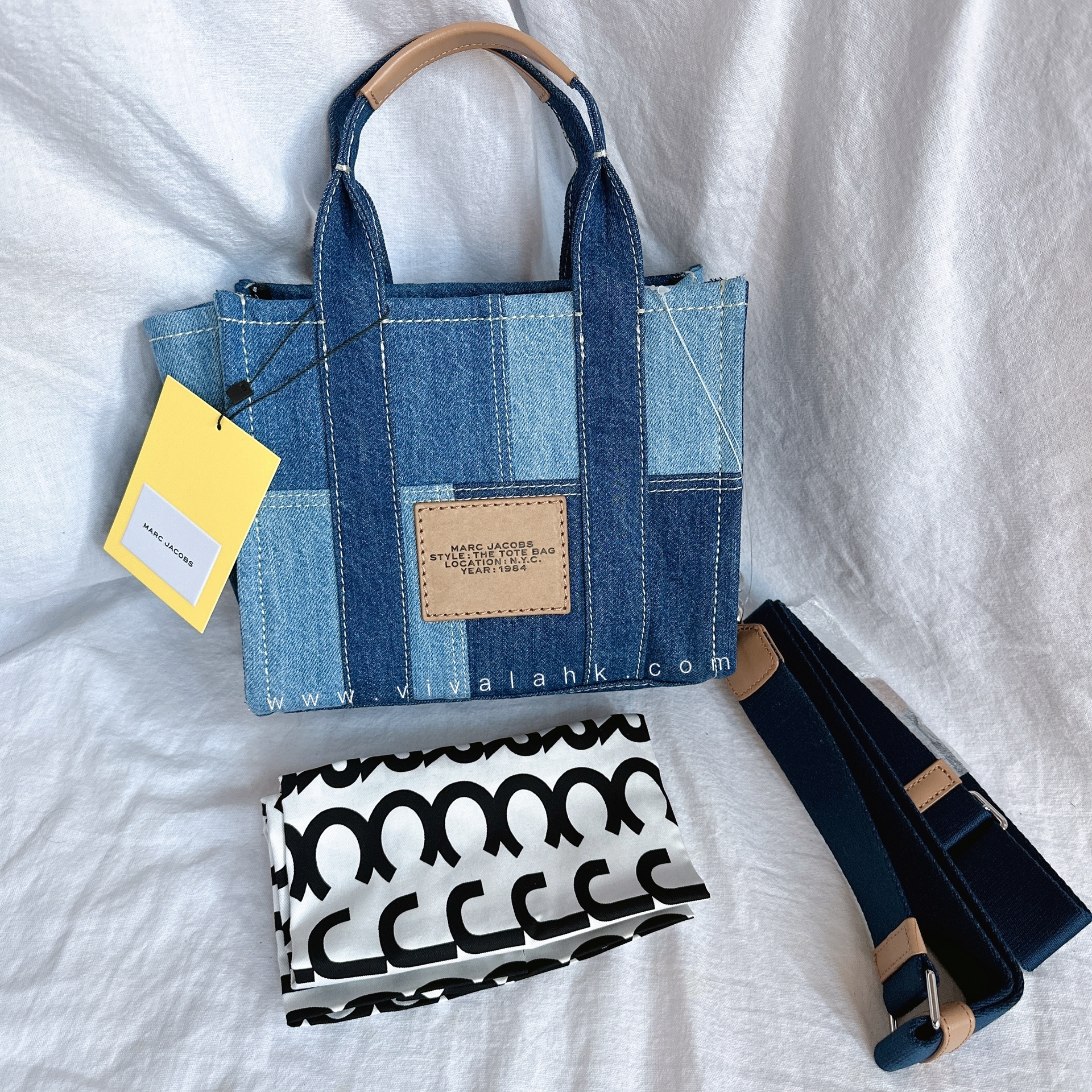 Marc Jacobs - The Denim Small Tote (H016M06FA21)