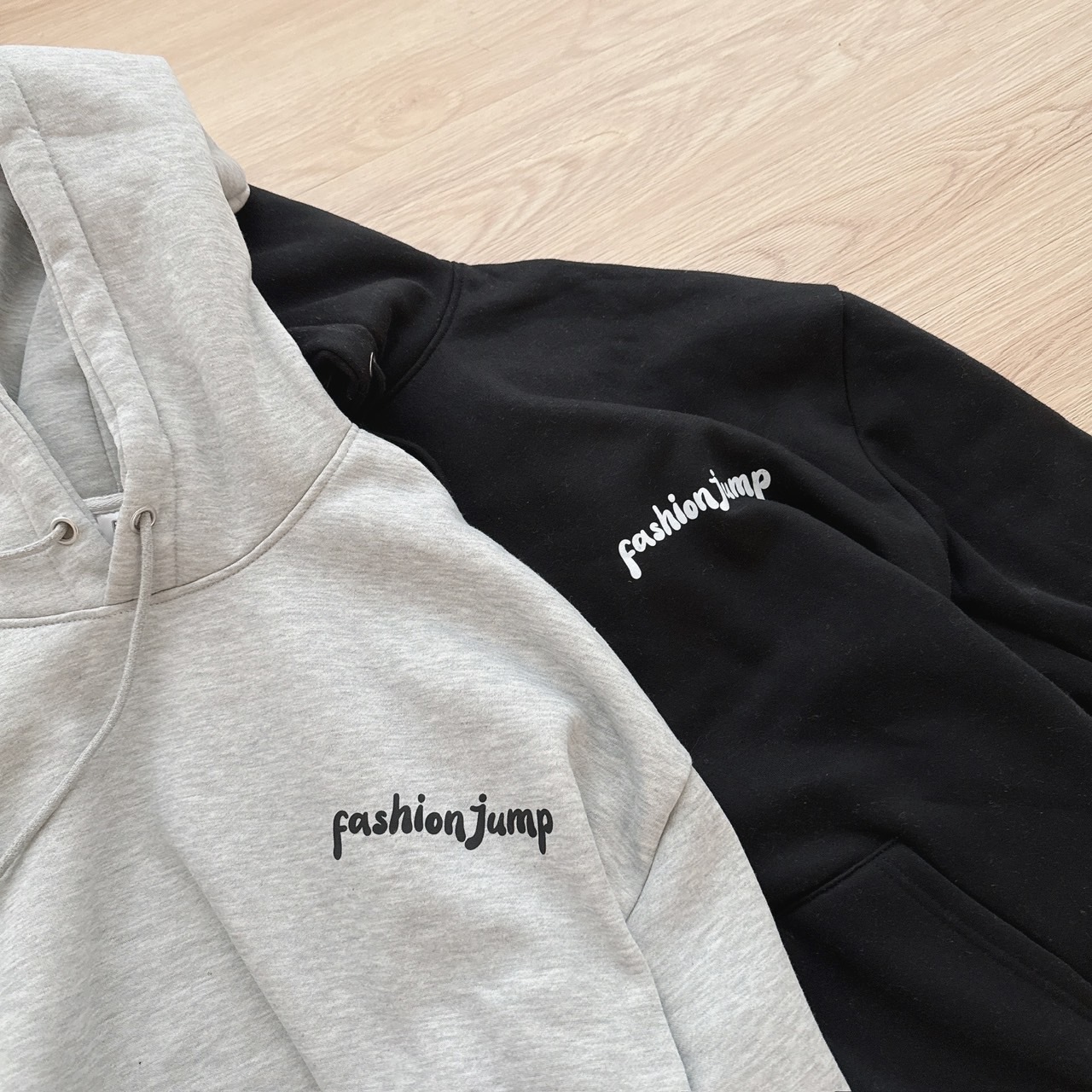 （現貨）FASHIONJUMP Graffiti Logo Heavy Hoodie / 塗鴉感小Logo 刷毛帽Tee FM11