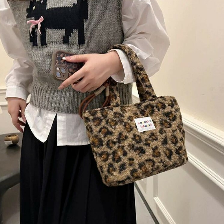 《5469》秋冬新款豹紋手提毛絨包