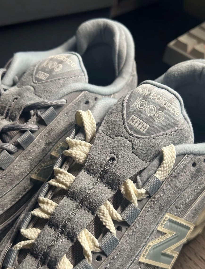 Kith x New Balance NB 1000 復古 麂皮 奶油砂灰 淺藍 灰藍 聯名 慢跑鞋 M1000KQ