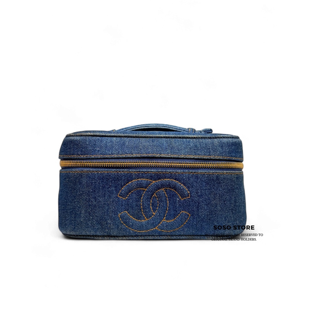 Chanel Vintage Vanity Case - Denim / Ghw