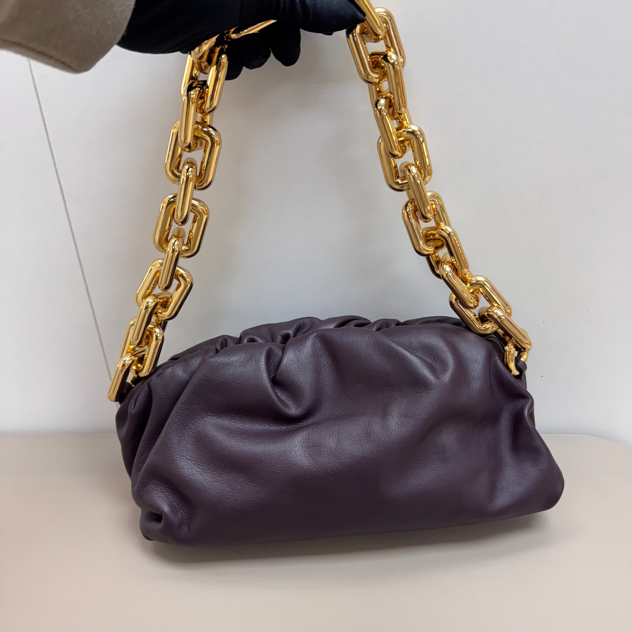 BV Chain Pouch - Purple / Ghw