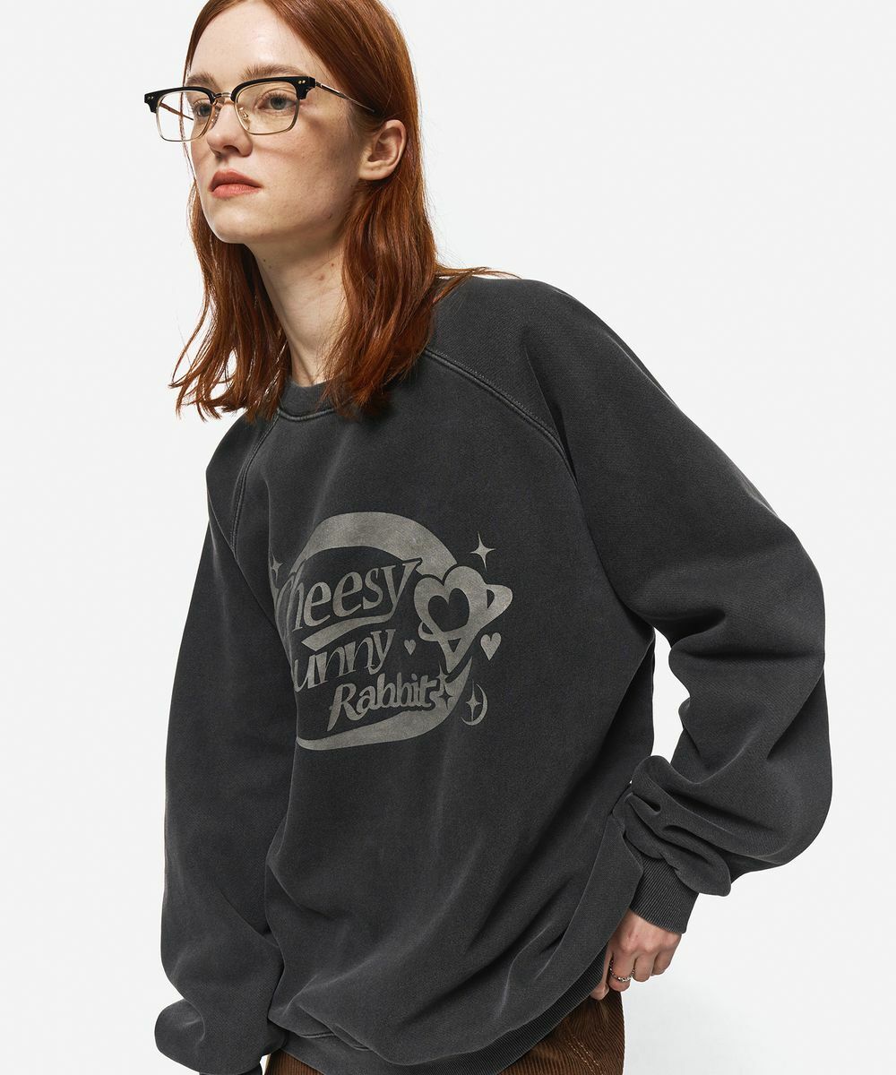 CPGN STUDIO Cheesy Bunny Raglan Pigment Sweatshirt