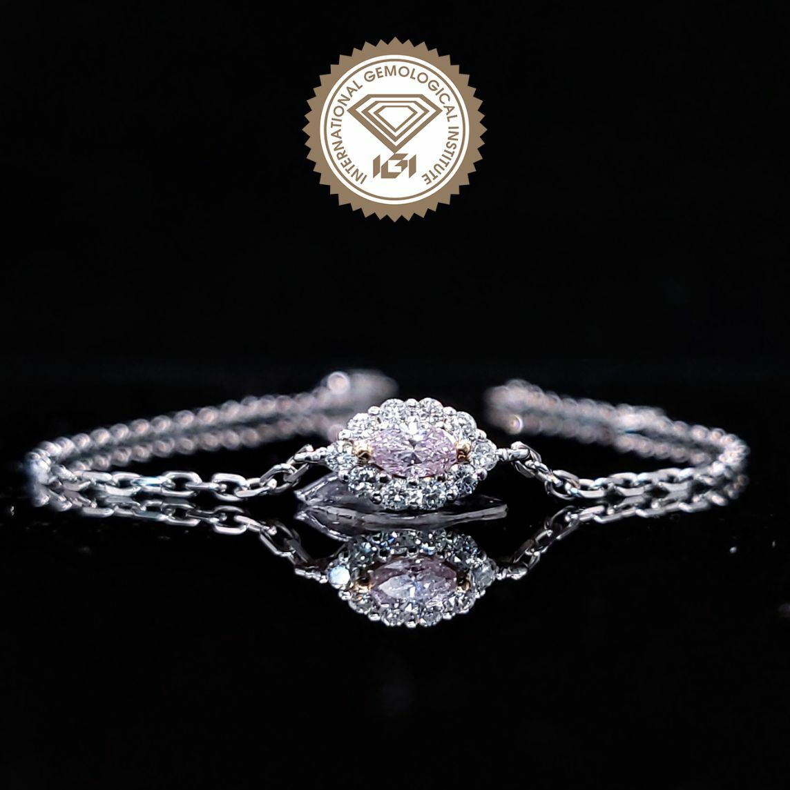 18K White Gold 0.22ct Fancy Pink Diamond Bracelet