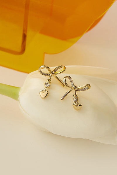 鋯石蝴蝶結愛心。銀針耳環