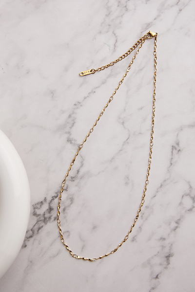 閃耀扭轉串接鎖骨鍊