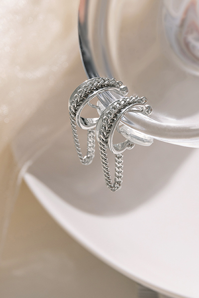 個性耳圈流蘇。夾式耳環(銀)