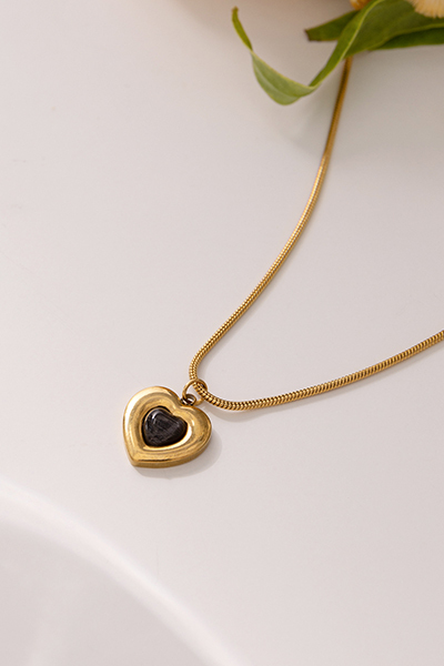 質感黑色心型項鍊
