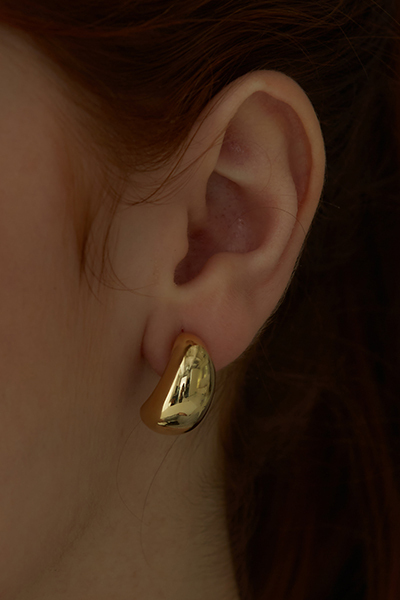 質感幾何大水滴。夾式耳環(金)