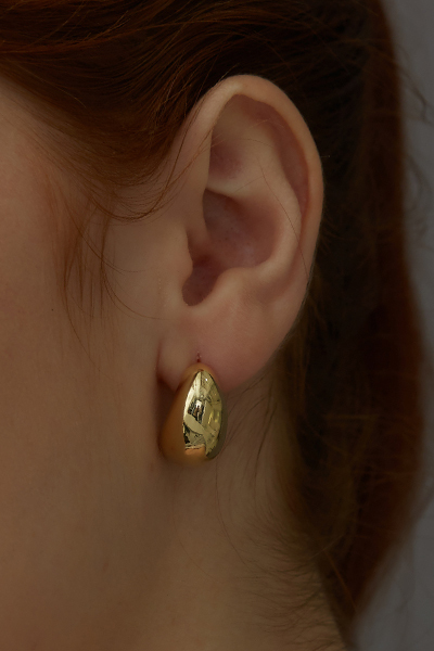 質感幾何大水滴。銀針耳環(金)