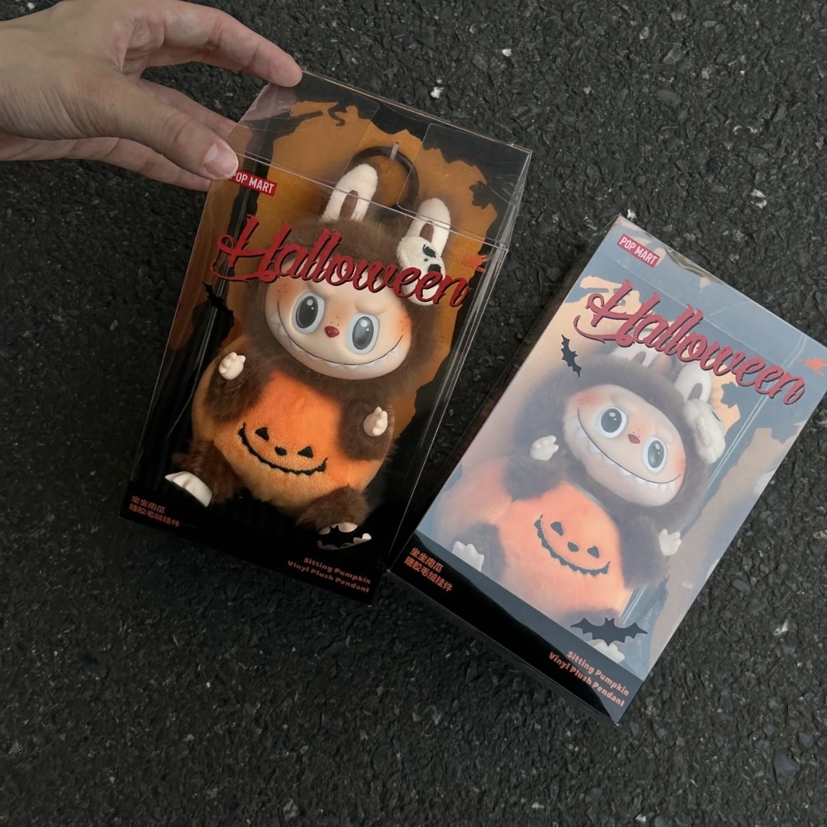 iSNEAKERS｜泡泡瑪特 POPMART Labubu Mokoko 萬聖節限定 南瓜裝 吊飾糖膠公仔