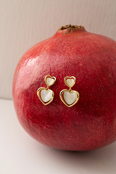 珠光貓眼雙心。銀針耳環