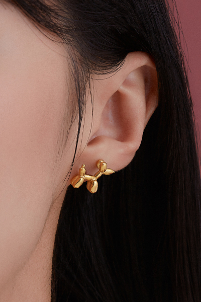 金屬立體氣球狗。鋼針耳環(金)