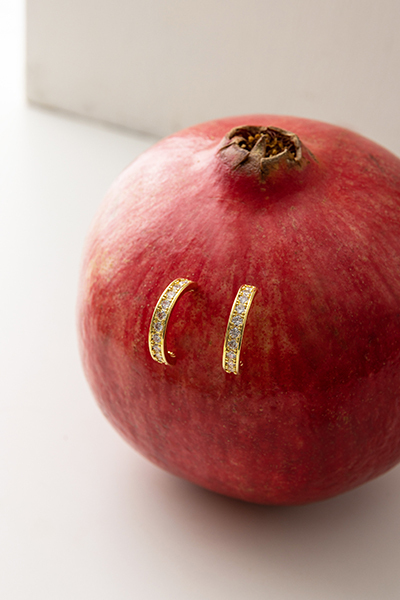 滿鑽半圓圈。銀針耳環