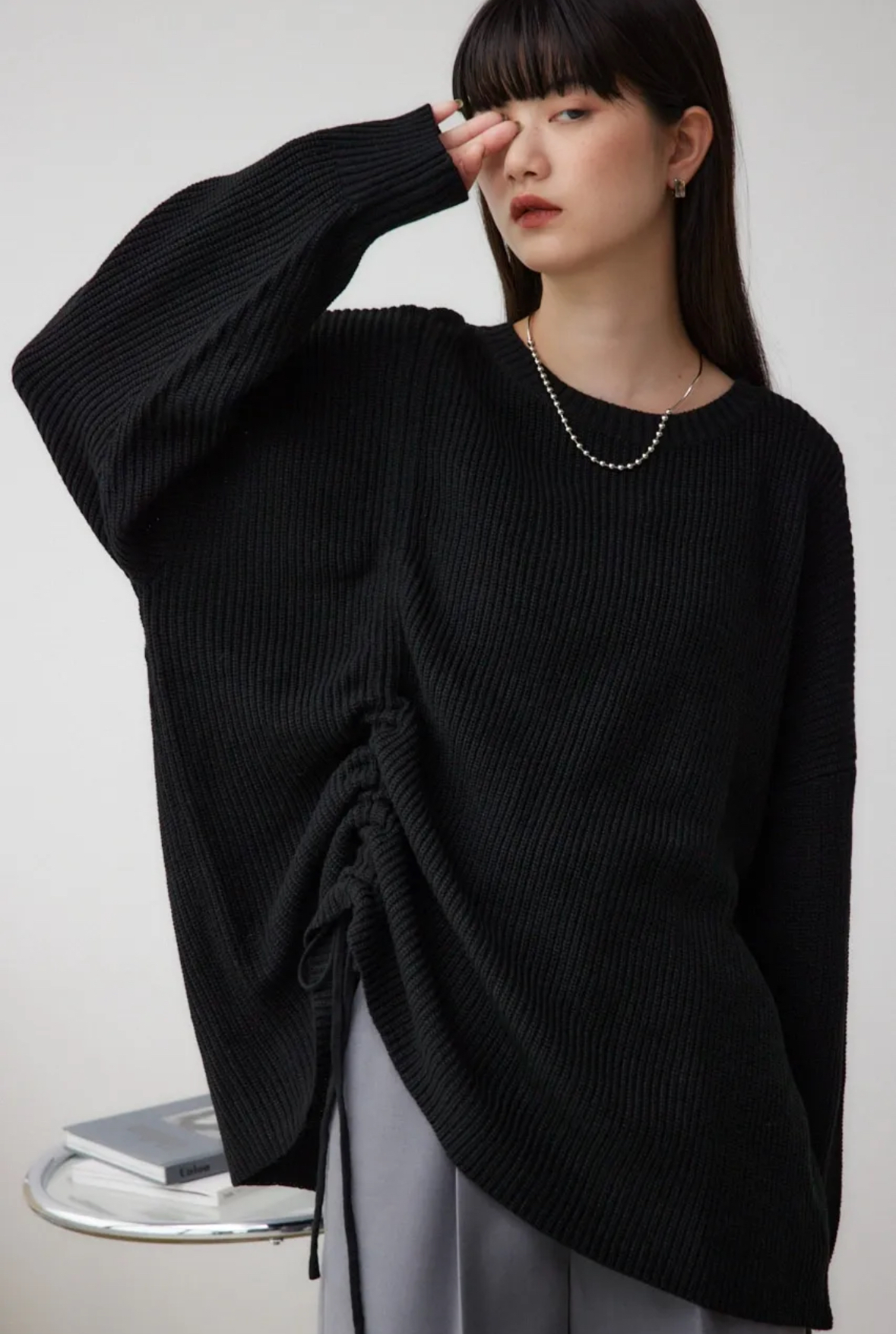 AZUL BY MOUSSY ドロストデザインニットプルオーバー黑（250HAB70-522H）