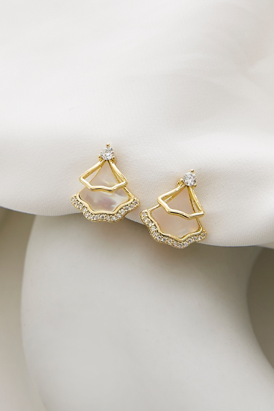 雙層扇形貝母鋯石。夾式耳環