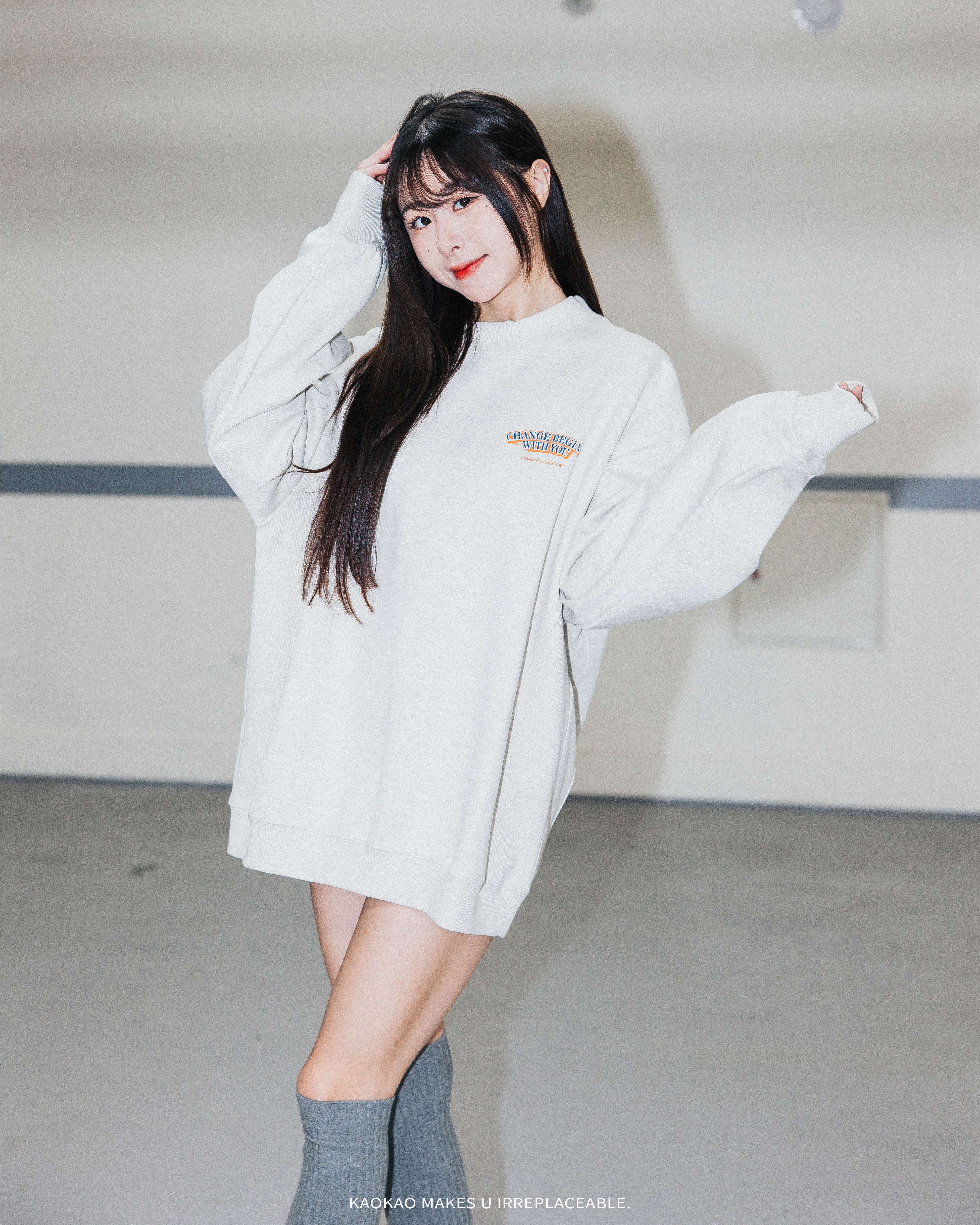 黑旗 BLACK FLAG x COWAVE JBF24T016-GY SLOGANS SWEATSHIRT 大學T (灰色)【JBF24T016】