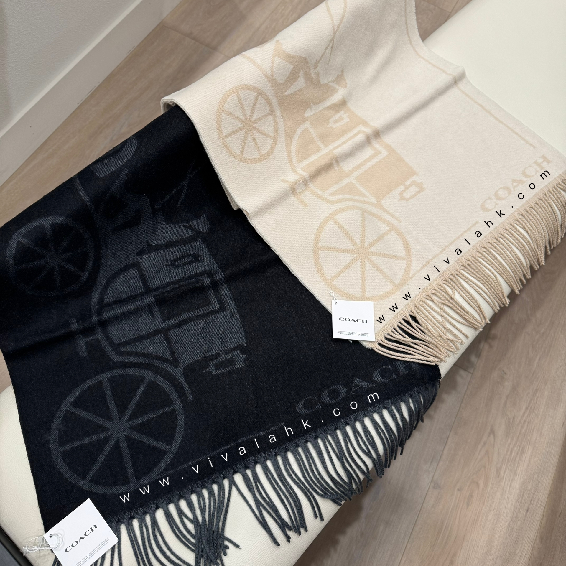 Coach - 馬車印花特大圍巾 (羊毛+羊絨) (CU808)