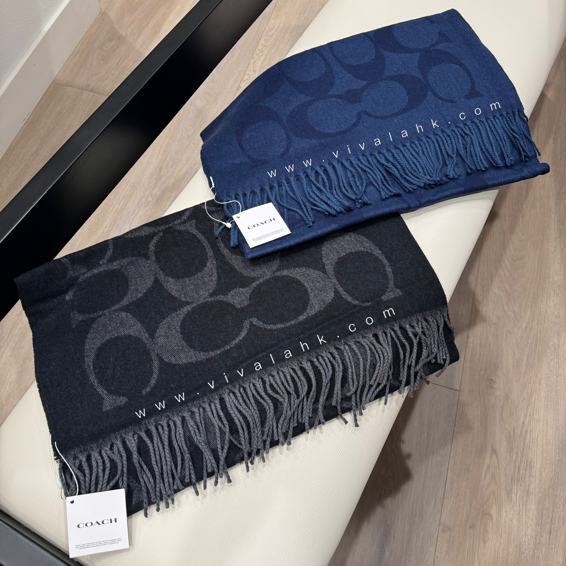 Coach - C字暗花特大圍巾 (羊毛+羊絨) (CU807)