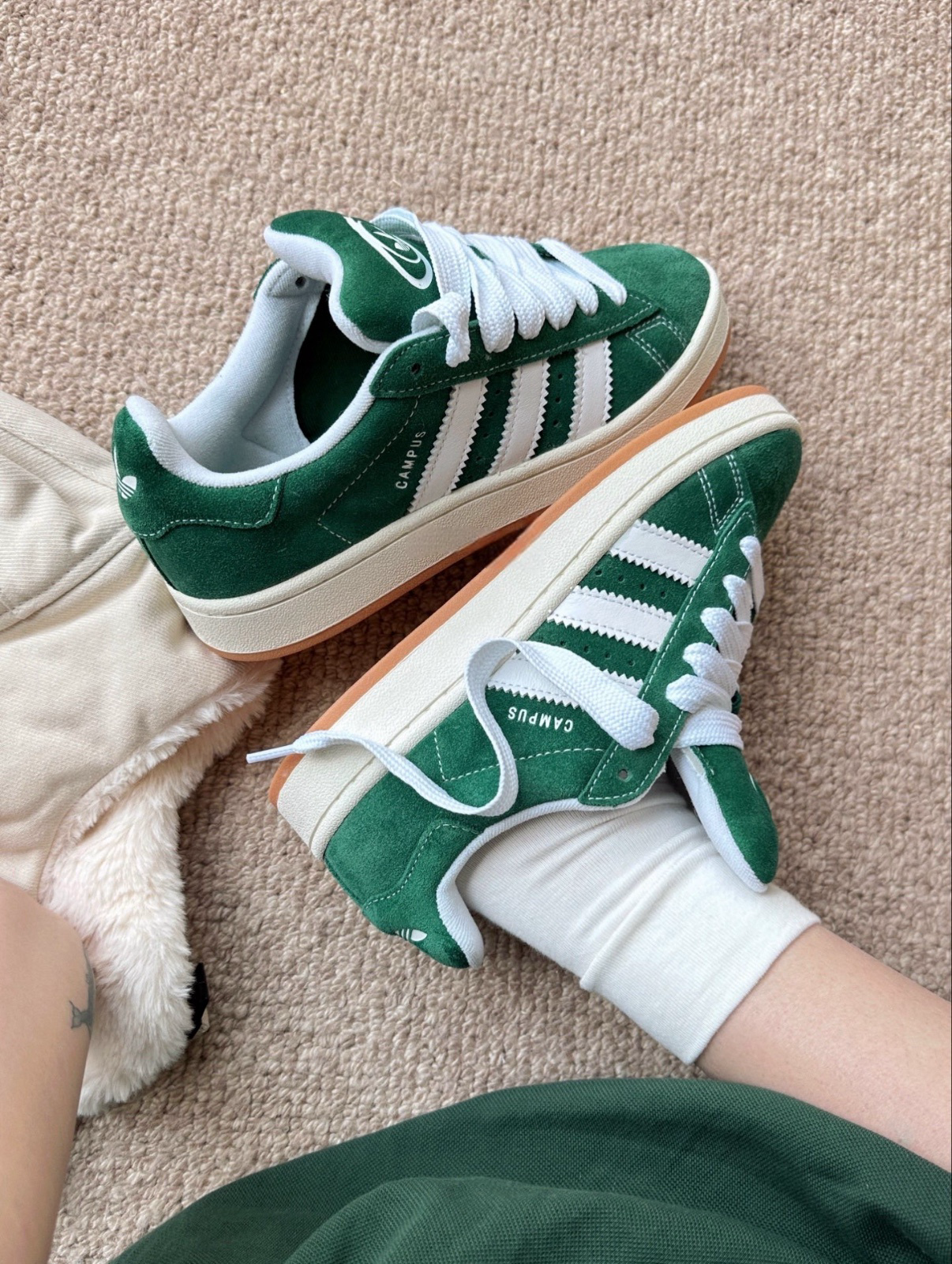 Adidas Originals Campus 00s 墨綠色 白綠色 麂皮 麵包鞋 復古 男女款 H03472/預購