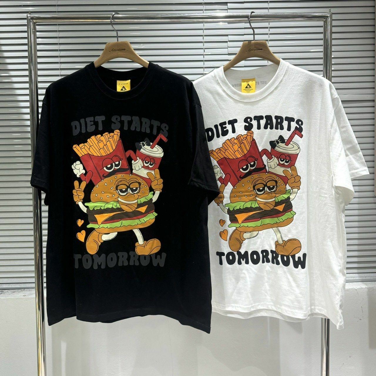 英文字圖案短袖Tee BY ATTENTION-335T