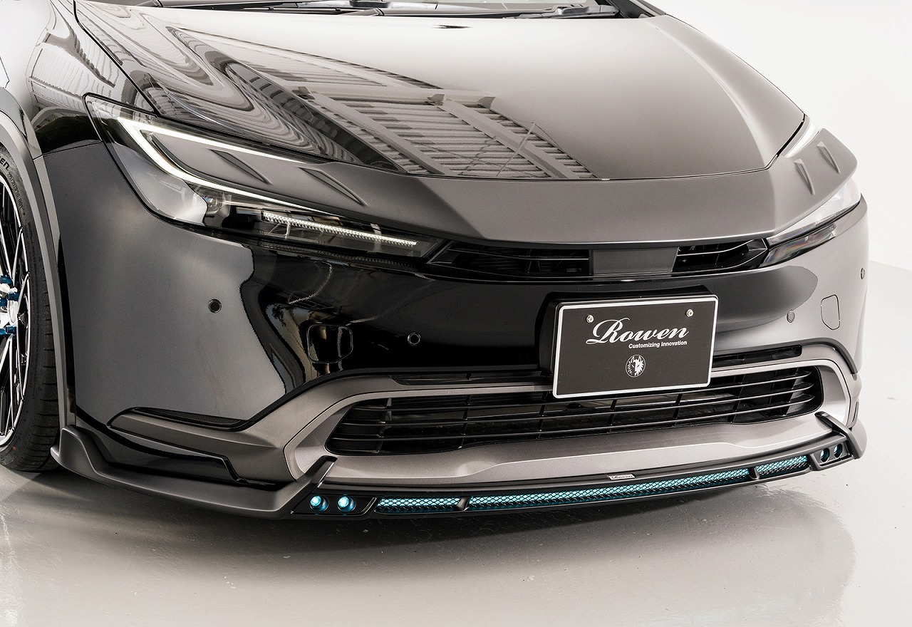 ROWEN 引擎蓋飾板 TOYOTA PRIUS PHEV 2023-