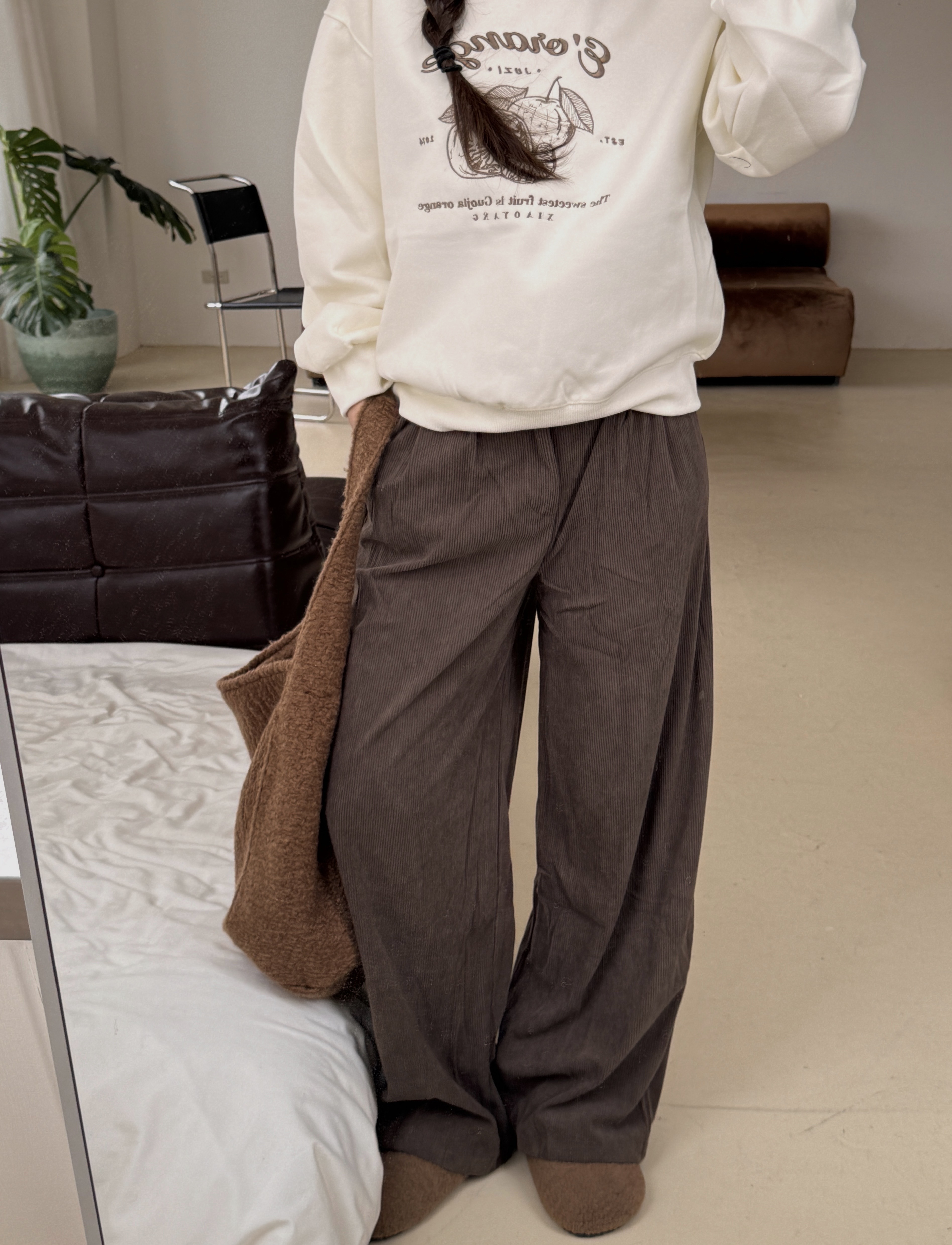 <女裝現貨💗>D119 燈芯絨鬆緊開釦高腰寬褲 咖色/杏色