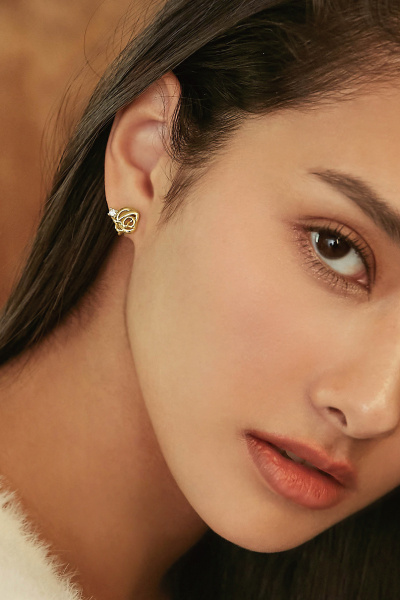 質感鋯石玫瑰。夾式耳環